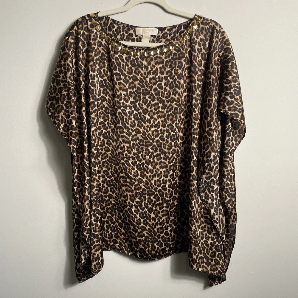 MICHAEL KORS - Oversize Dressy, Batwing Blouse with Gold Embellishments Size S/M